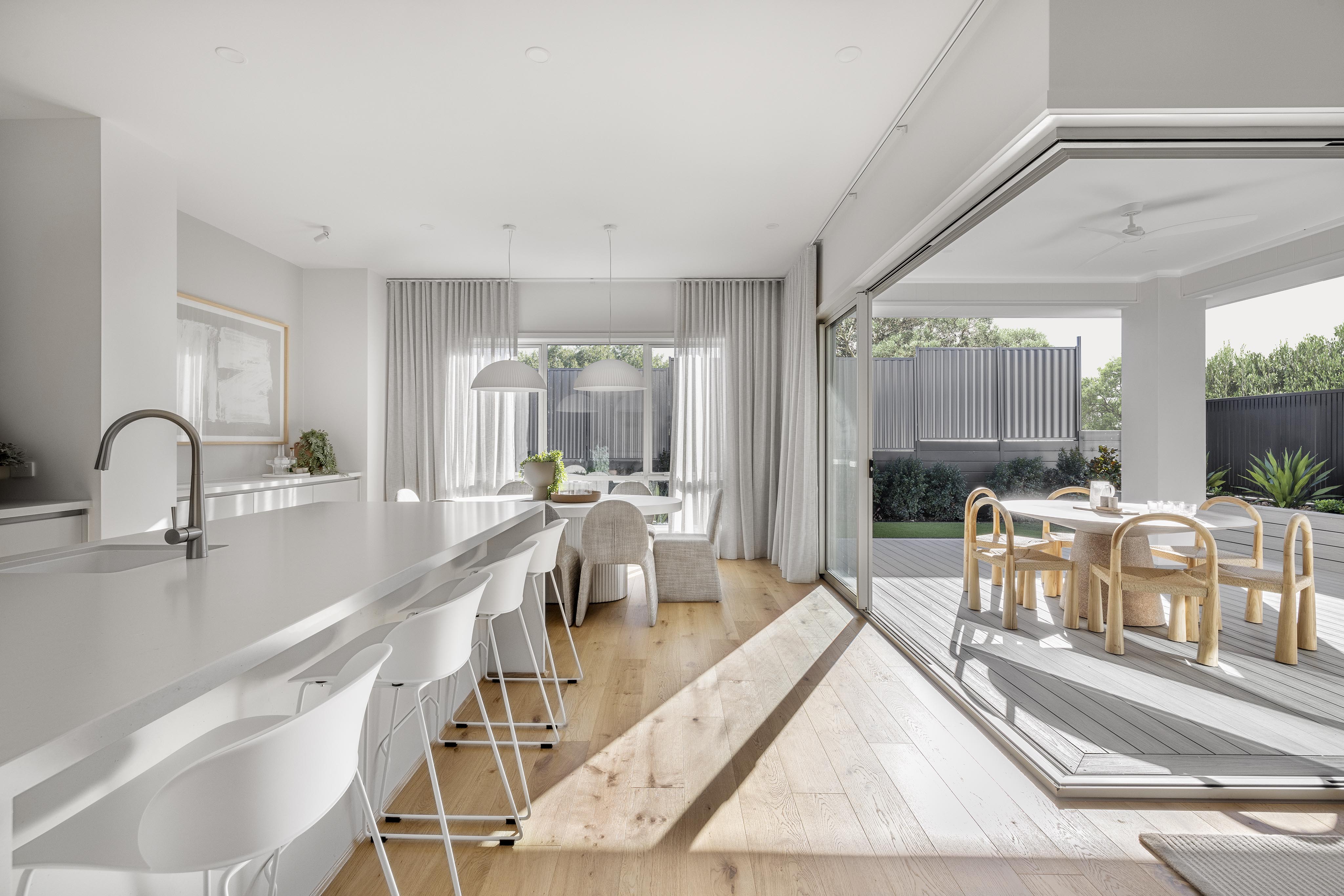 <p>Kitchen / Alfresco</p>